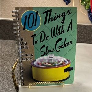 101 Things To Do With A Slow Cooker Book